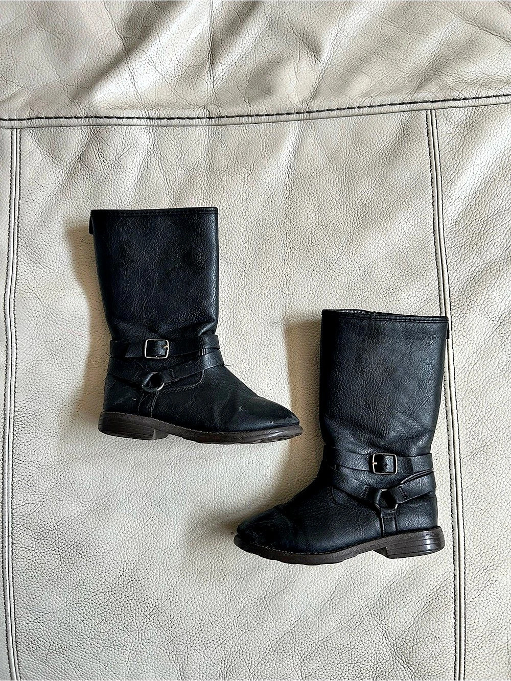 Girls Carter's Black Buckle Boots, Size US 11